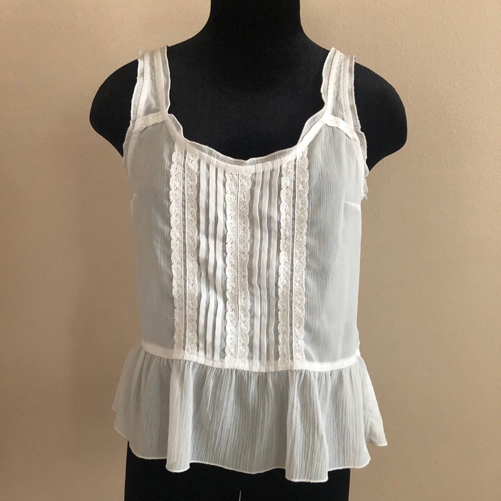 Gilly Hicks feminine cream lace chiffon tank top